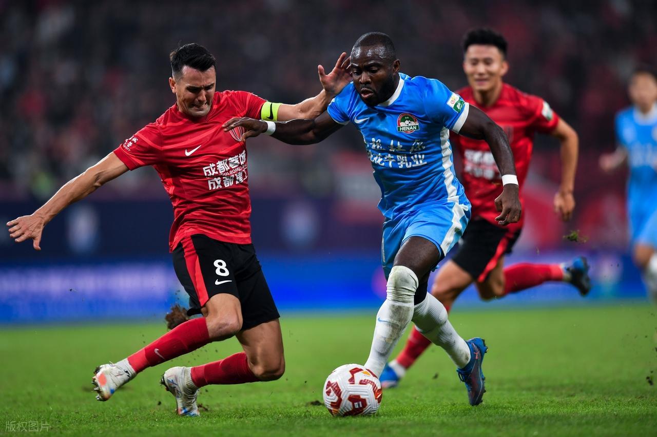 背刺?同样是500万顶薪,嘴里说着喜欢蓉城,周定洋却去了新鹏城