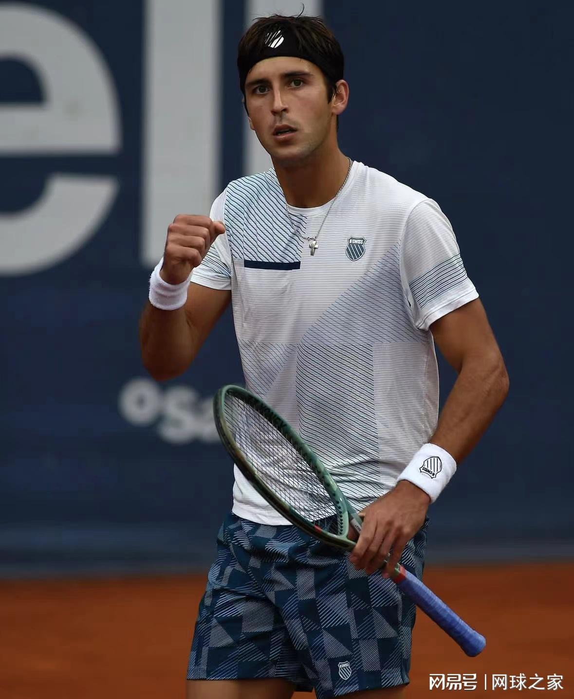 爱游戏体育登录-何惧一日双赛,埃切维里四进巡回赛决赛终夺冠