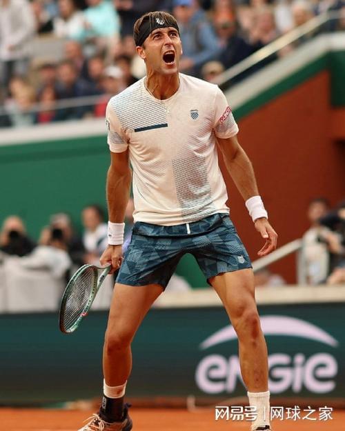 爱游戏体育登录-何惧一日双赛,埃切维里四进巡回赛决赛终夺冠